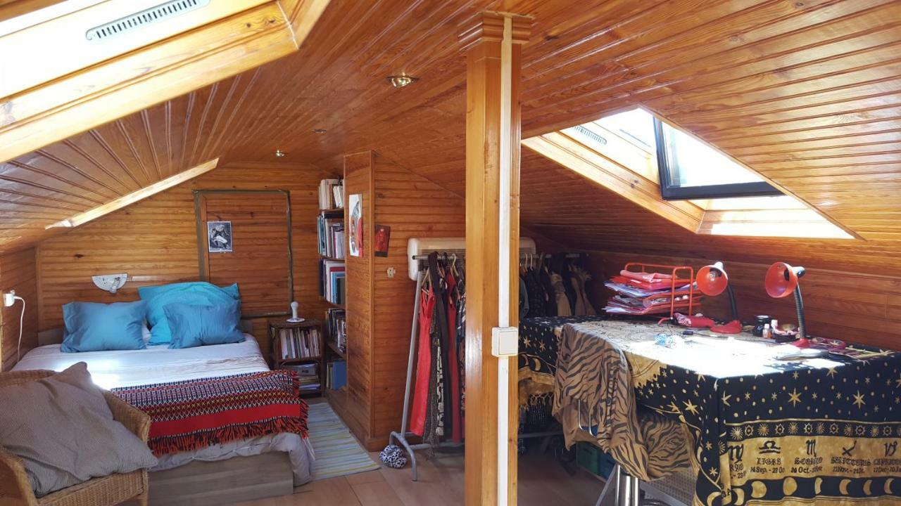 Calçada Dos Barbadinhos, N. 237, 2º Esq. Apartamento